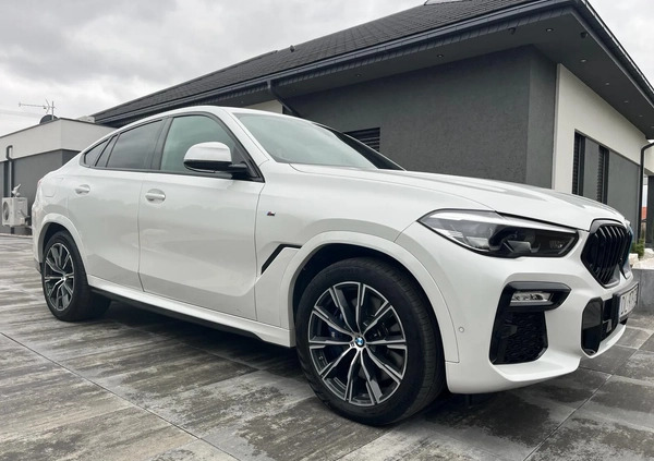 BMW X6 cena 270000 przebieg: 118000, rok produkcji 2019 z Praszka małe 121